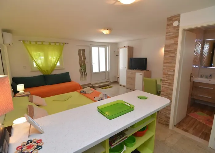 Zia Διαμέρισμα Petrcane