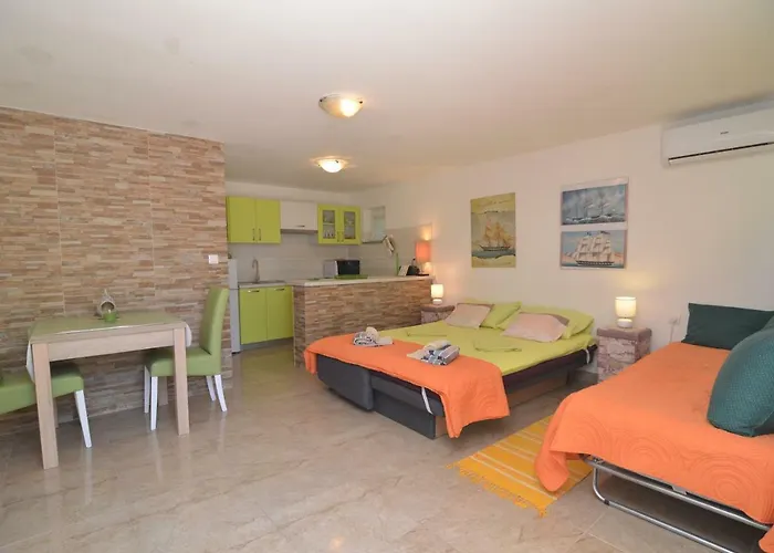 Zia * بيتريتْشاني